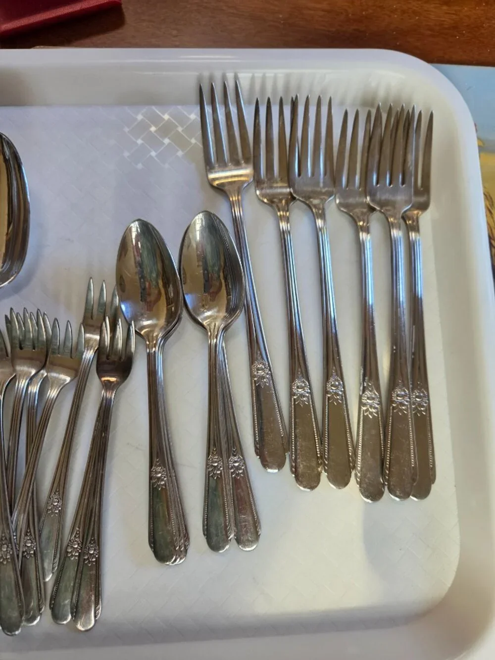 vintage silverplate memory hiawatha pattern 24 piece WM ROGERS